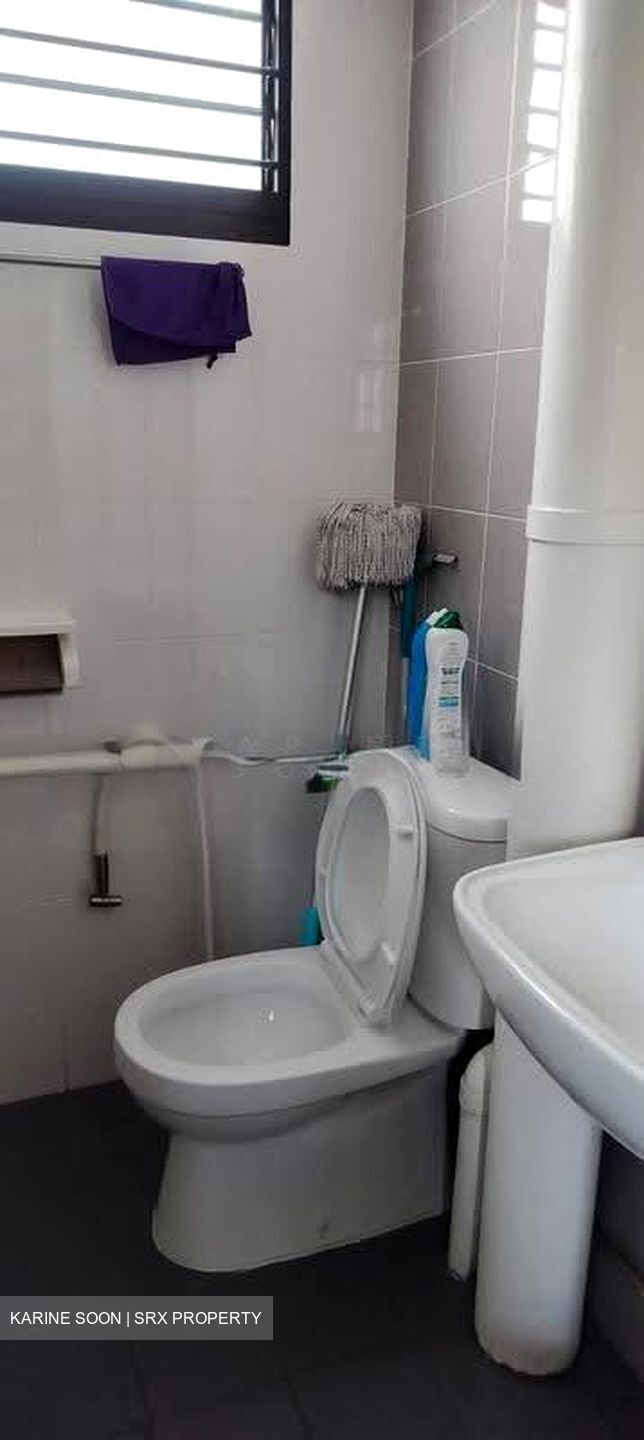 Blk 225A Jurong East Street 21 (Jurong East), HDB 3 Rooms #611165691